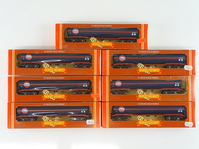 Lot 314 - A rake of OO Gauge HORNBY R236 'Gulf' 100 Ton...