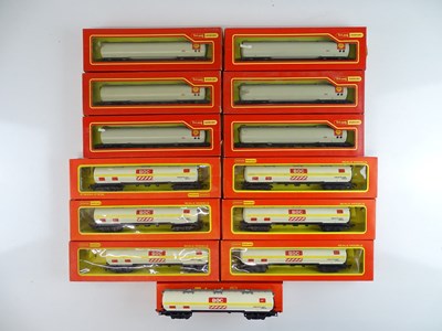 Lot 325 - A group of OO Gauge HORNBY and TRI-ANG R669...