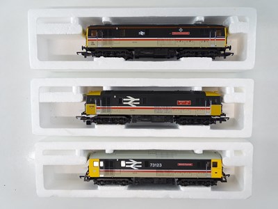 Lot 339 - A group of three LIMA OO Gauge class 73...