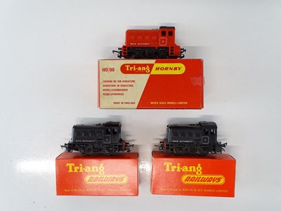 Lot 360 - A group of TRI-ANG HORNBY OO Gauge dock...