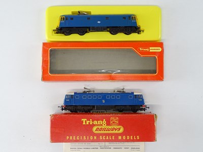 Lot 239 - A pair of TRI-ANG / TRI-ANG HORNBY OO Gauge...