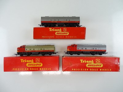 Lot 372 - A group of TRI-ANG Transcontinental OO Gauge B-...