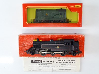 Lot 387 - A pair of TRI-ANG and TRI-ANG HORNBY OO Gauge...