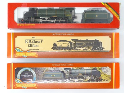 Lot 390 - A group of HORNBY OO Gauge BR Southern Region...