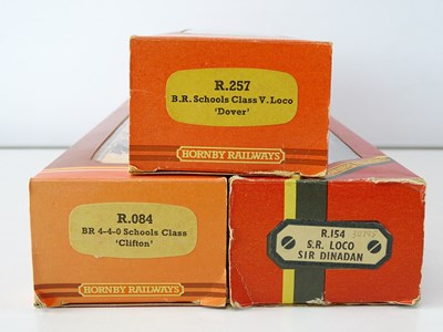 Lot 390 - A group of HORNBY OO Gauge BR Southern Region...