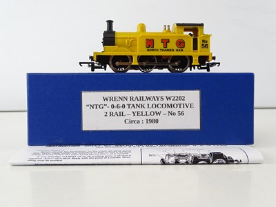 Lot 435 - A WRENN OO Gauge W2202 R1 class steam tank...