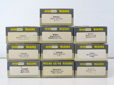 Lot 443 - A mixed group of WRENN OO gauge wagons - VG in...