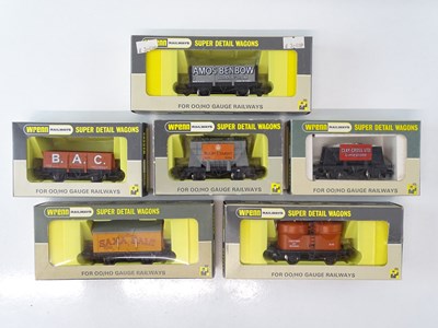 Lot 449 - A group of WRENN OO Gauge rarer wagons to...