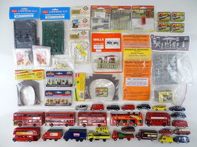 Lot 452 - A large quantity of OO Gauge accessories...