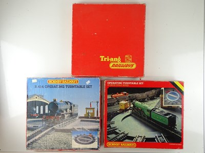 Lot 475 - A group of TRI-ANG and HORNBY OO Gauge...