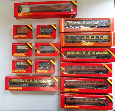 Lot 476 - A group of OO Gauge rolling stock by HORNBY to...