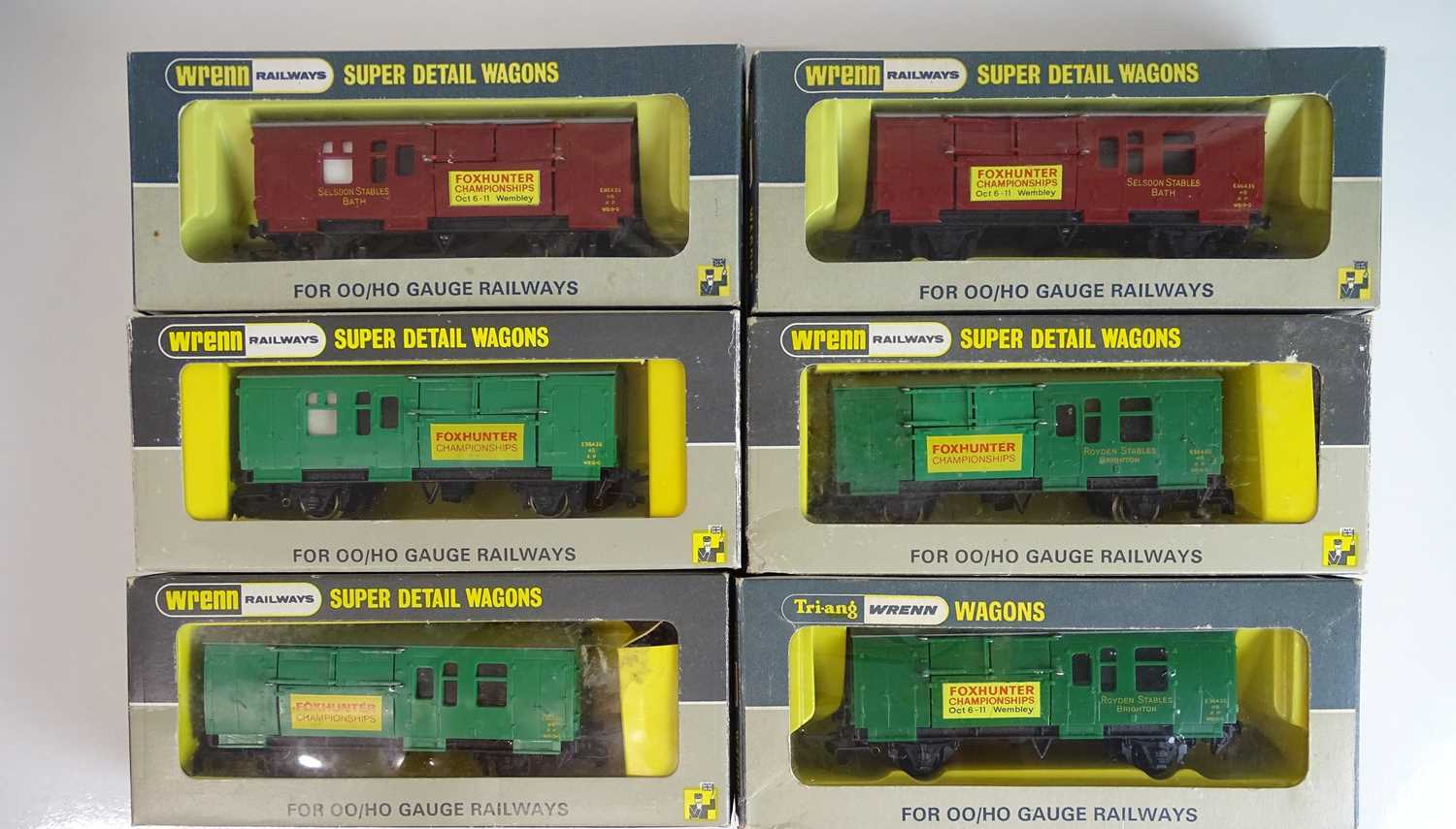 Lot 483 - A mixed group of WRENN OO Gauge horse boxes -...