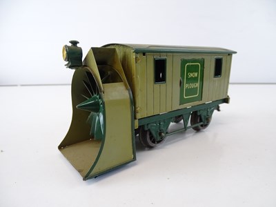 Lot 506 - A group of HORNBY SERIES O Gauge pre-war...