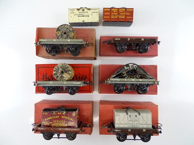 Lot 522 - A group of HORNBY SERIES O Gauge pre-war cable...