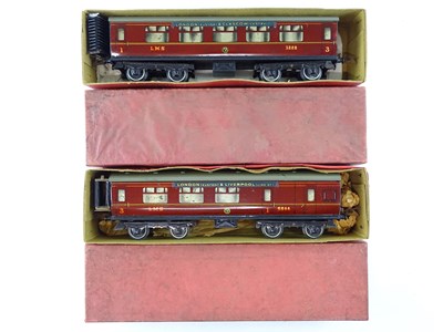 Lot 525 - A group of HORNBY SERIES O Gauge pre-war No.2...