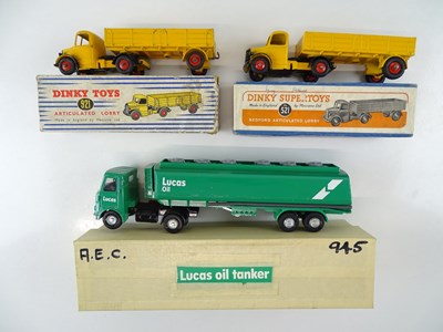 Lot 80 - A pair of DINKY 521/921 Bedford Articulated...